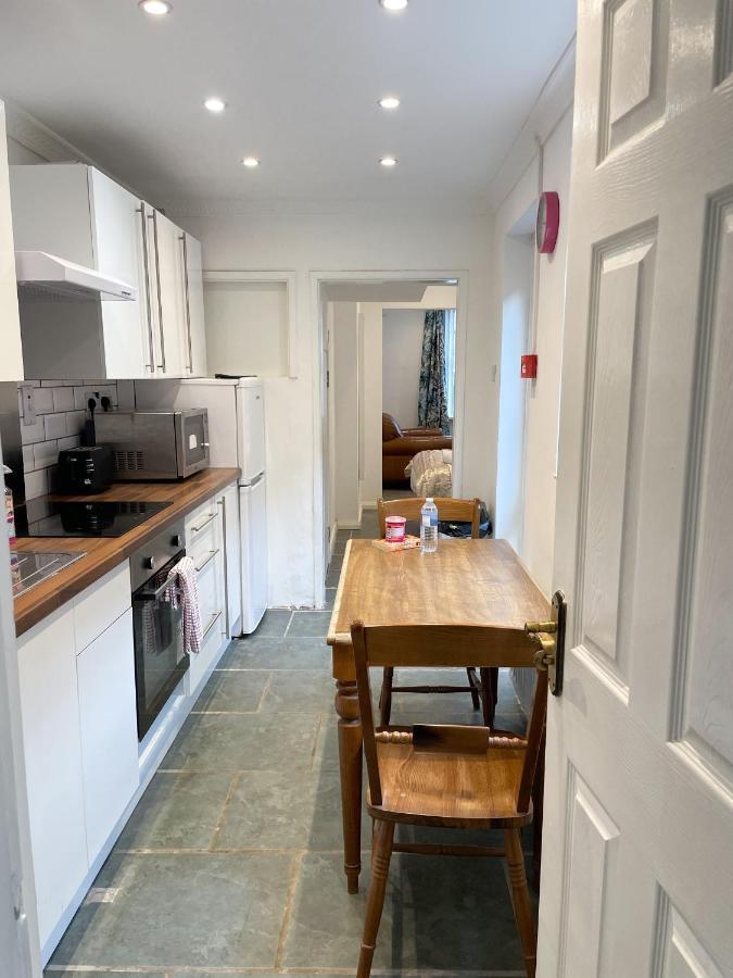 147 Knapp Road House London Exterior photo